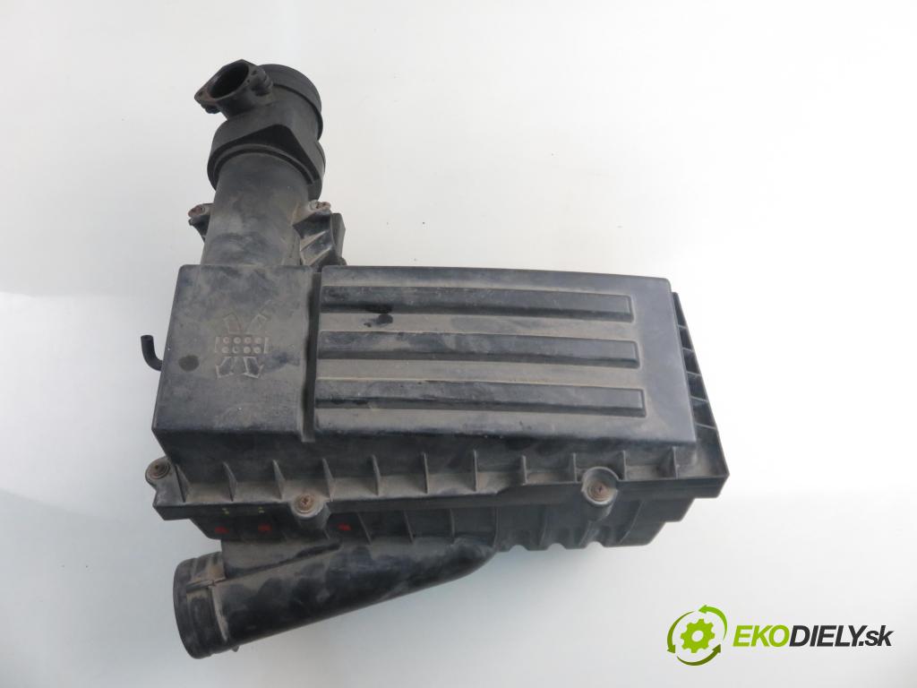 VW CADDY III Furgon (2KA, 2KH, 2CA, 2CH) FURGON 2005 77,00 1.9 TDI - BLS 1896,00 obal filtra vzduchu 3C0129607AD ; 3C0129601AJ (Kryt vzduchového filtru)