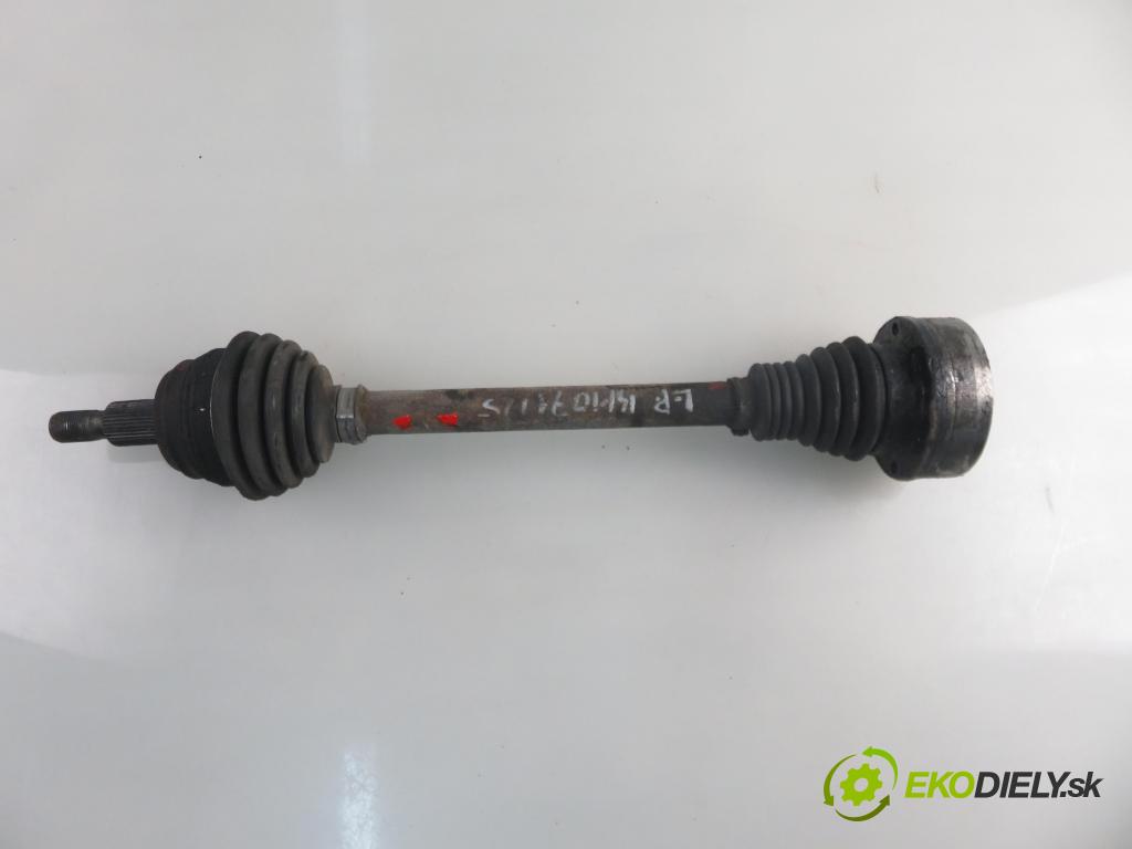 VW BORA (1J2) SEDAN 1999 85,00 2 - APK 1984,00 Poloos LP 