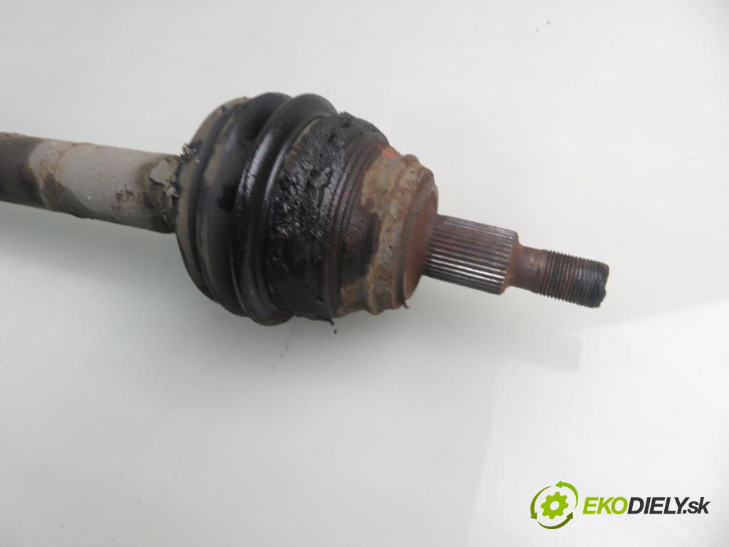 VW BORA (1J2) SEDAN 1999 85,00 2 - APK 1984,00 Poloos PP