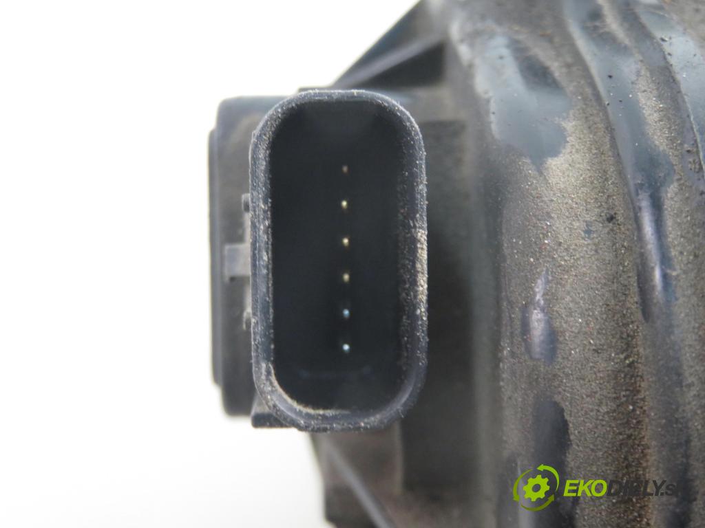 FORD FOCUS C-MAX (DM2) MINIVAN 2005 74,00 1.6 - HWDA 1596,00 Škrtiaca klapka VP4F9U9E928BA ; VP2S6U9E927F ; 2S6UFA (Škrtiaca klapka)