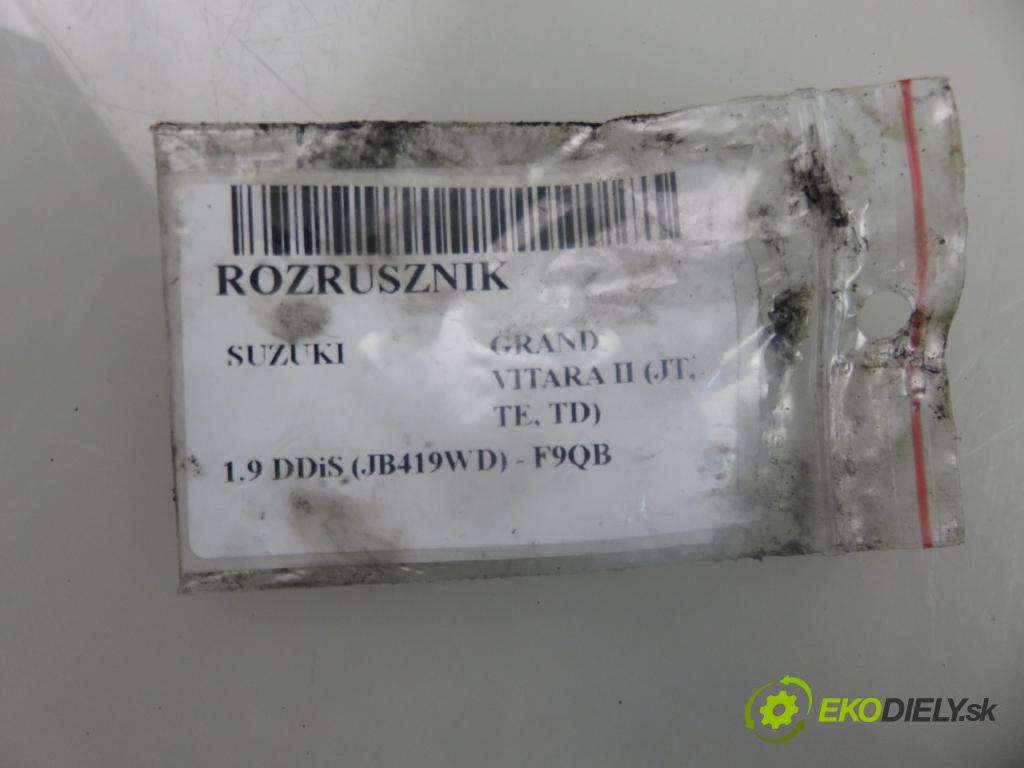 SUZUKI GRAND VITARA II (JT, TE, TD) SUV 2010 95,00 1.9 DDiS 129 - F9Q B 264 1870,00 Štartér 8200628426A ; D7R49 (Štartér)