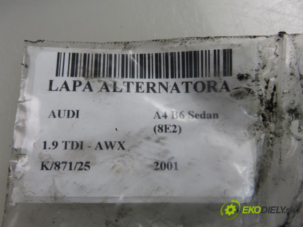 AUDI A4 (8E2, B6) SEDAN 2001 96,00 1.9 TDI PD 130 - AWX 1896,00 uchycení alternátora 038903143AE