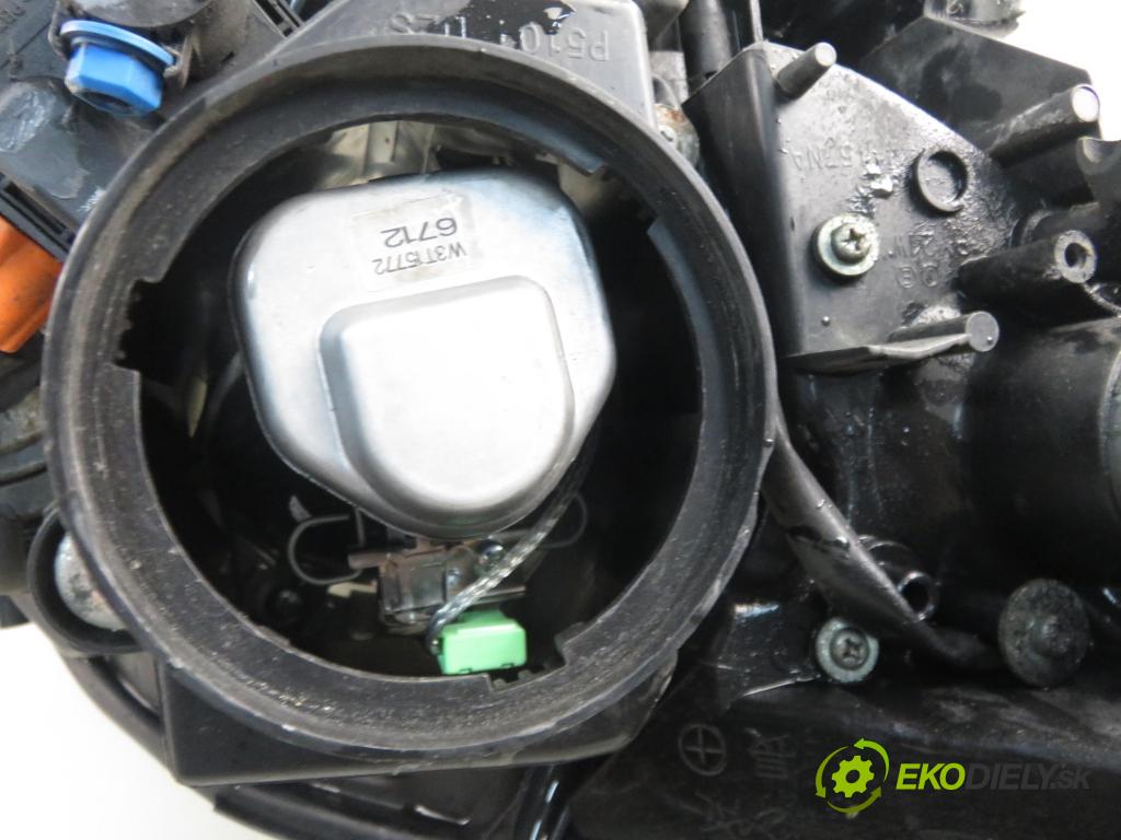 MAZDA 5 (CR19) VAN 2006 105,00 2.0 MZR-CD 143 - RF7J 1998,00 Svetlo LP 