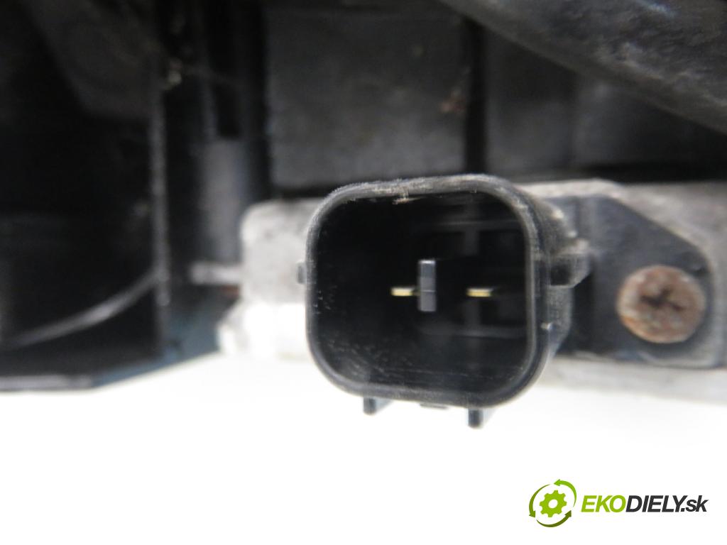 MAZDA 5 (CR19) VAN 2006 105,00 2.0 MZR-CD 143 - RF7J 1998,00 Svetlo LP