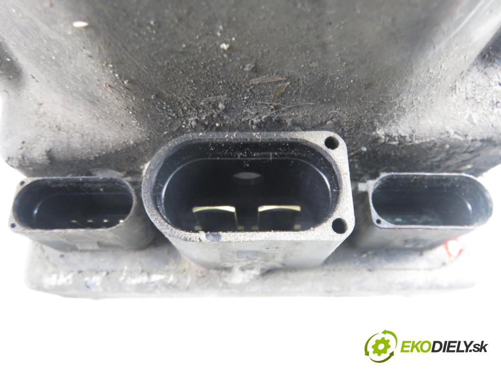 VW POLO (9N_) HB 2002 47,00 1.2 12V 64 - AZQ 1198,00 Pumpa servočerpadlo 6Q0423155L