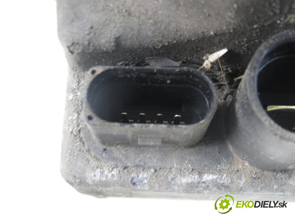 VW POLO (9N_) HB 2002 47,00 1.2 12V 64 - AZQ 1198,00 Pumpa servočerpadlo 6Q0423155L