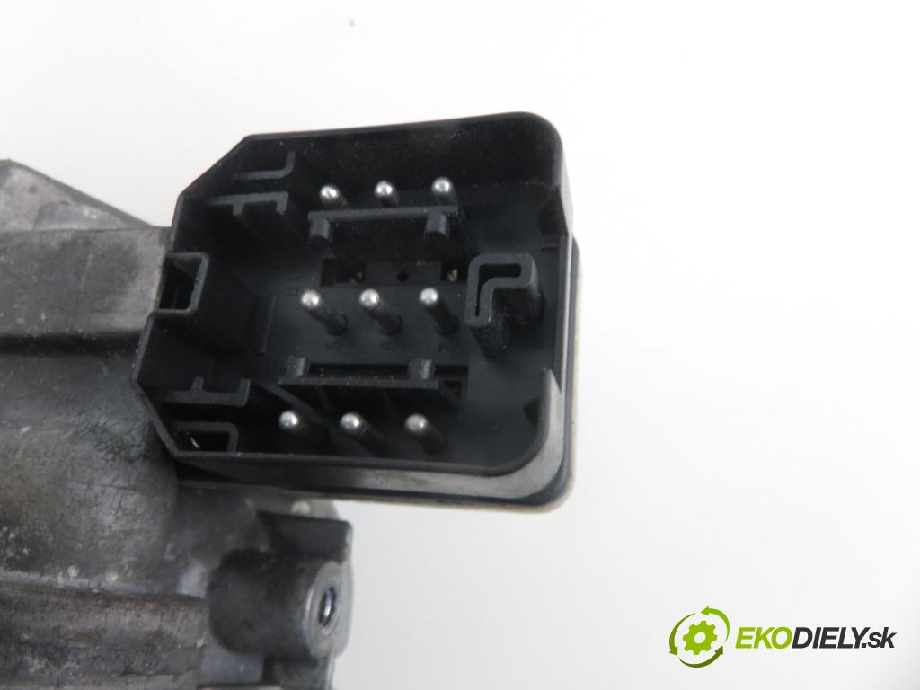 BMW X5 (E53) SUV 2000 210,00 4.4 i - M62 B44 (448S2) 4398,00 spinačka 1095824 (Spínacia skrinka)