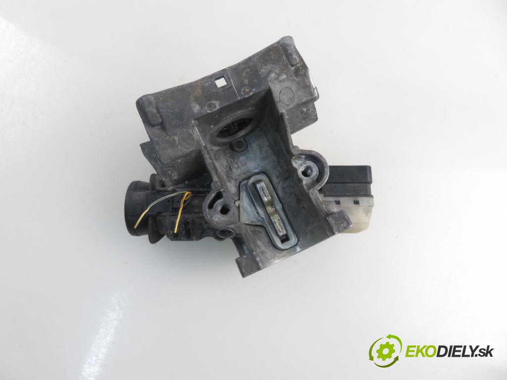 BMW X5 (E53) SUV 2000 210,00 4.4 i - M62 B44 (448S2) 4398,00 spinačka 1095824 (Spínacia skrinka)