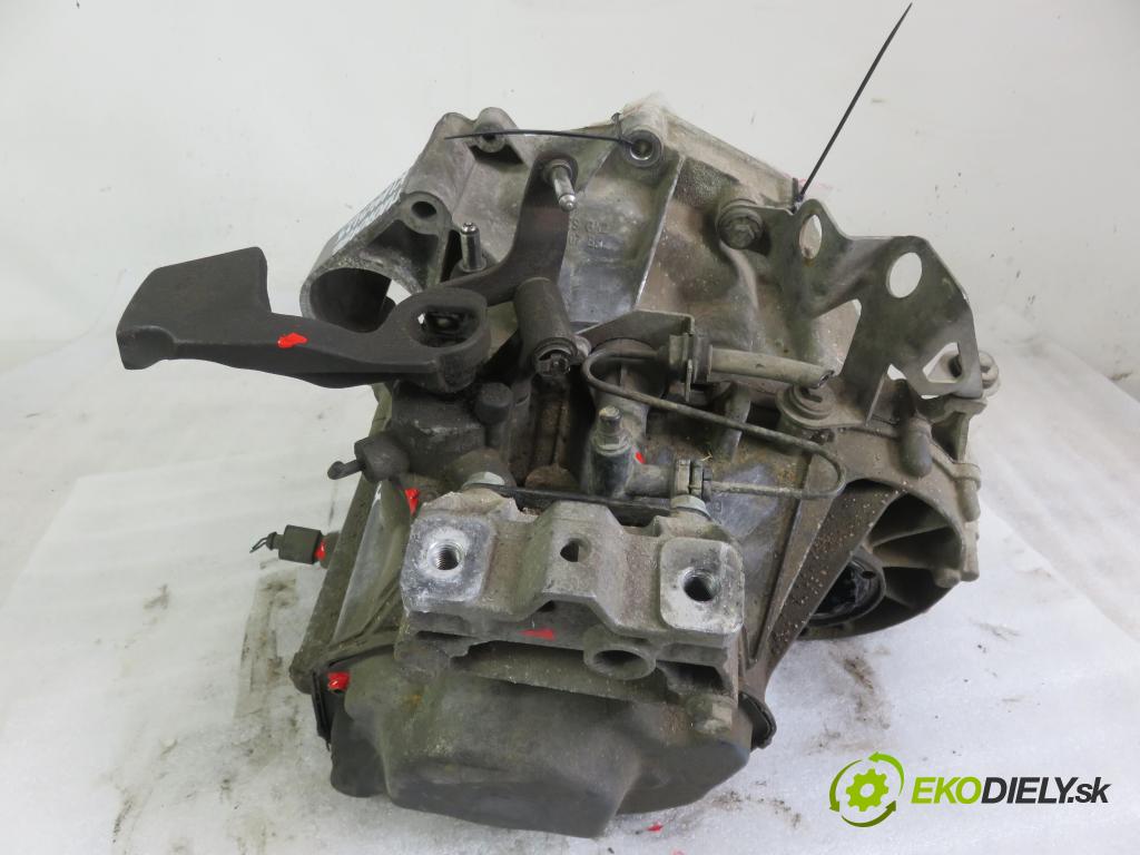 VW GOLF V (1K1) HB 2004 55,00 1.4 16V - BCA 1390,00 převodovka MANUALNA FXQ