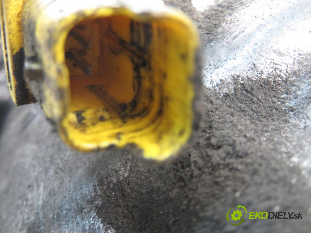 CITROEN BERLINGO / BERLINGO FIRST nadwozie wielkoprzestrzenne (MPV) KOMBIVAN 2006 66,00 1.6 HDI 90 - 9HX (DV6ATED4) 1560,00 KOMPRESOR: klimatizácie 9659232180 (Kompresor klimatizácie)