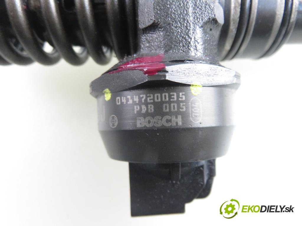 VW PASSAT B5 (3B2) SEDAN 1999 74,00 1.9 TDI - AVB 1896,00 Vstrekovač 045130073T ; 0414720035 (Vstrekovač paliva)