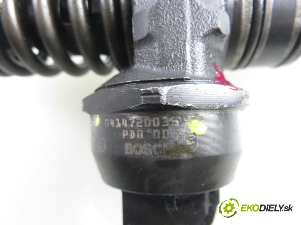 VW PASSAT B5 (3B2) SEDAN 1999 74,00 1.9 TDI - AVB 1896,00 Vstrekovač 045130073T ; 0414720035 (Vstrekovač paliva)