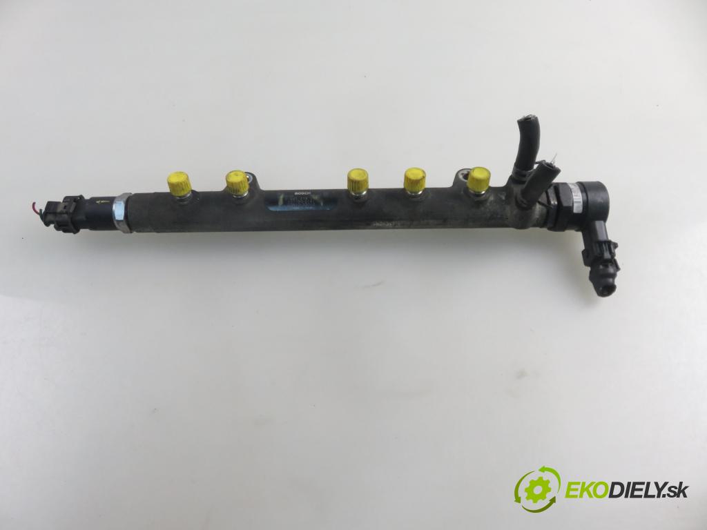 TOYOTA YARIS (_P1_) HB 2004 55,00 1.4 D-4D (NLP10_) - 1ND-TV 1364,00 lišta vstřikovací 2328033010 ; 0445214032 ; 0281002521 (Vstřikovací lišta)
