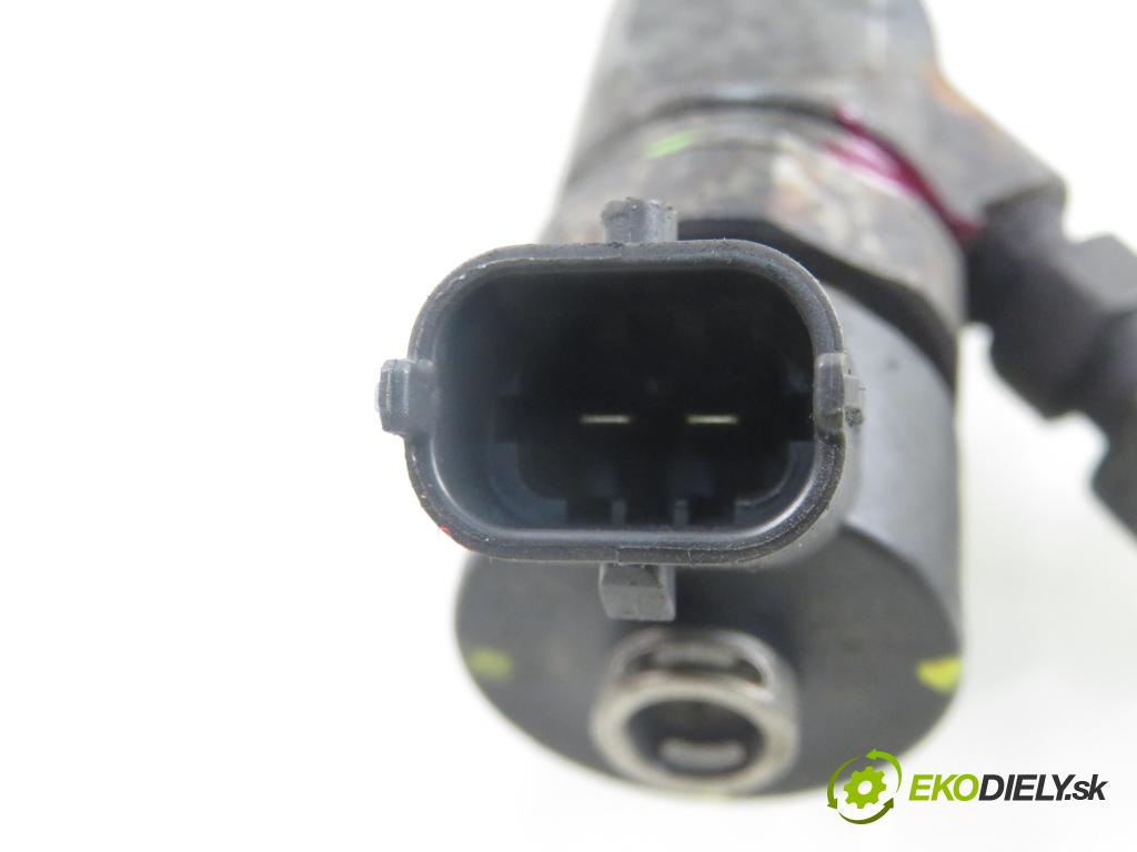 RENAULT SCENIC II (JM0/1_) MINIVAN 2007 0,00 1.9 dCi (JM14) - F9Q 804 1870,00 vstrekovač 8200389369 ; 0445110230 (Vstrekovač paliva)