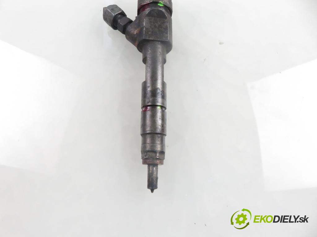 RENAULT SCENIC II (JM0/1_) MINIVAN 2007 0,00 1.9 dCi (JM14) - F9Q 804 1870,00 vstrekovač 8200389369 ; 0445110230 (Vstrekovač paliva)