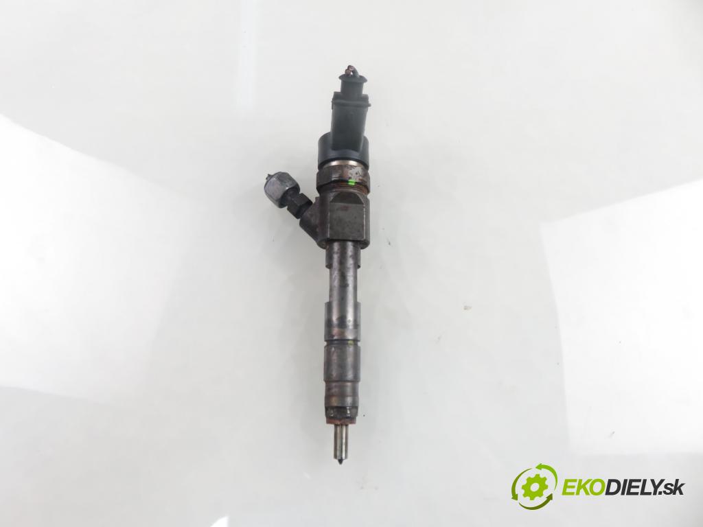 RENAULT SCENIC II (JM0/1_) MINIVAN 2007 0,00 1.9 dCi (JM14) - F9Q 804 1870,00 vstrekovač 8200389369 ; 0445110230 (Vstrekovač paliva)