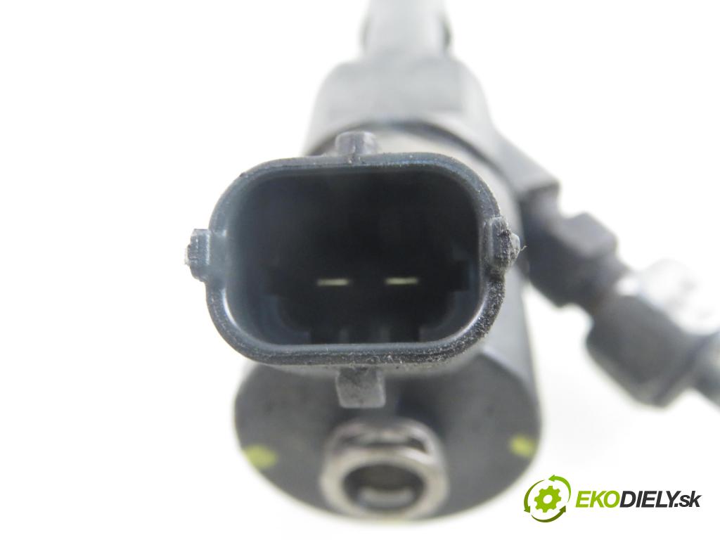 RENAULT SCENIC II (JM0/1_) MINIVAN 2007 0,00 1.9 dCi (JM14) - F9Q 804 1870,00 vstrekovač 8200389369 ; 0445110230 (Vstrekovač paliva)