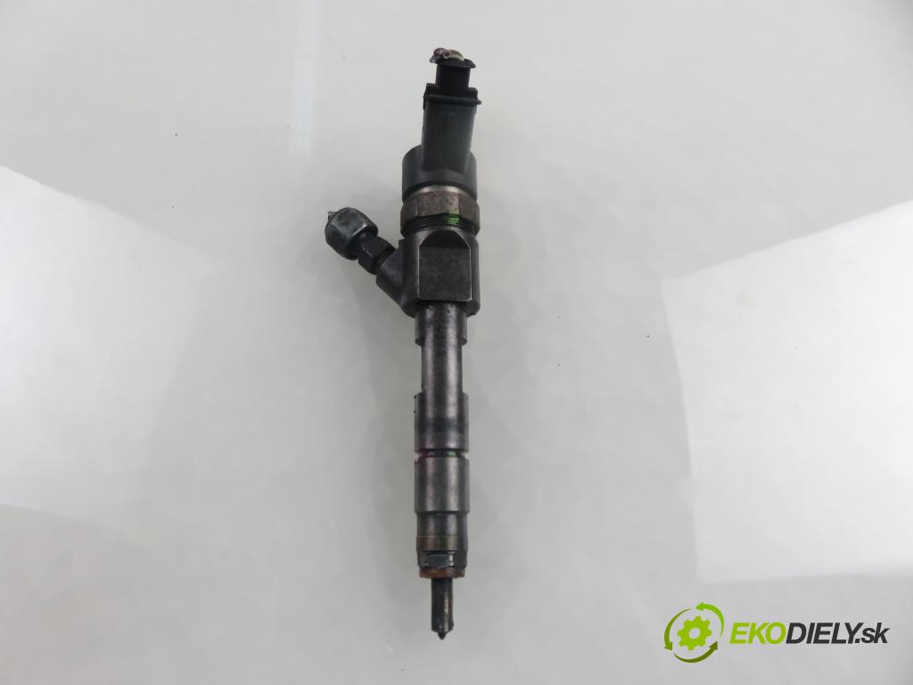 RENAULT SCENIC II (JM0/1_) MINIVAN 2007 0,00 1.9 dCi (JM14) - F9Q 804 1870,00 vstrekovač 8200389369 ; 0445110230 (Vstrekovač paliva)