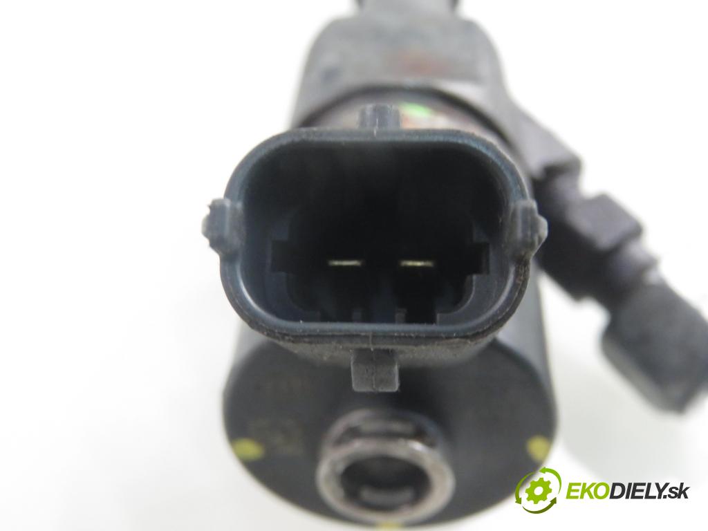 RENAULT SCENIC II (JM0/1_) MINIVAN 2007 0,00 1.9 dCi (JM14) - F9Q 804 1870,00 vstrekovač 8200389369 ; 0445110230 (Vstrekovač paliva)