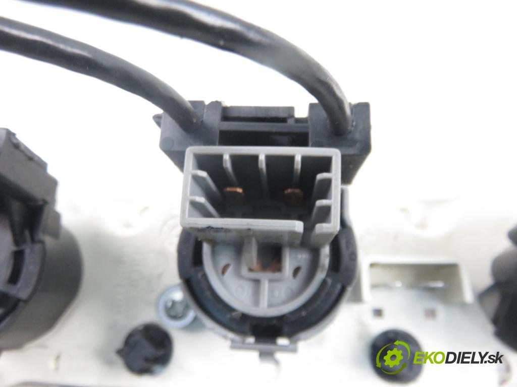 FORD FOCUS (DAW, DBW) HB 2001 85,00 1.8 TDCi - F9DB 1753,00 Panel kúrenia KLIMATIZACE: 1S4H18C419BA