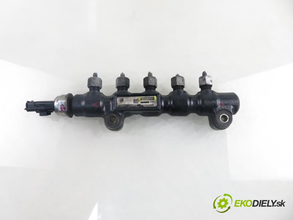 CITROEN C4 Grand Picasso I (UA_) MINIVAN 2007 80,00 1.6 HDi - 9HZ (DV6TED4) 1560,00 Lišta vstrekovacia 965492680 ; 9655465480 (Vstrekovacia lišta)