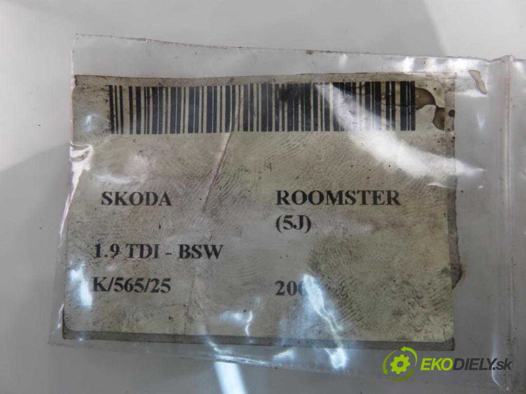 SKODA ROOMSTER (5J) KOMBIVAN 2007 77,00 1.9 TDI - BSW 1896,00 Vstrekovač 038130073AG (Vstrekovač paliva)