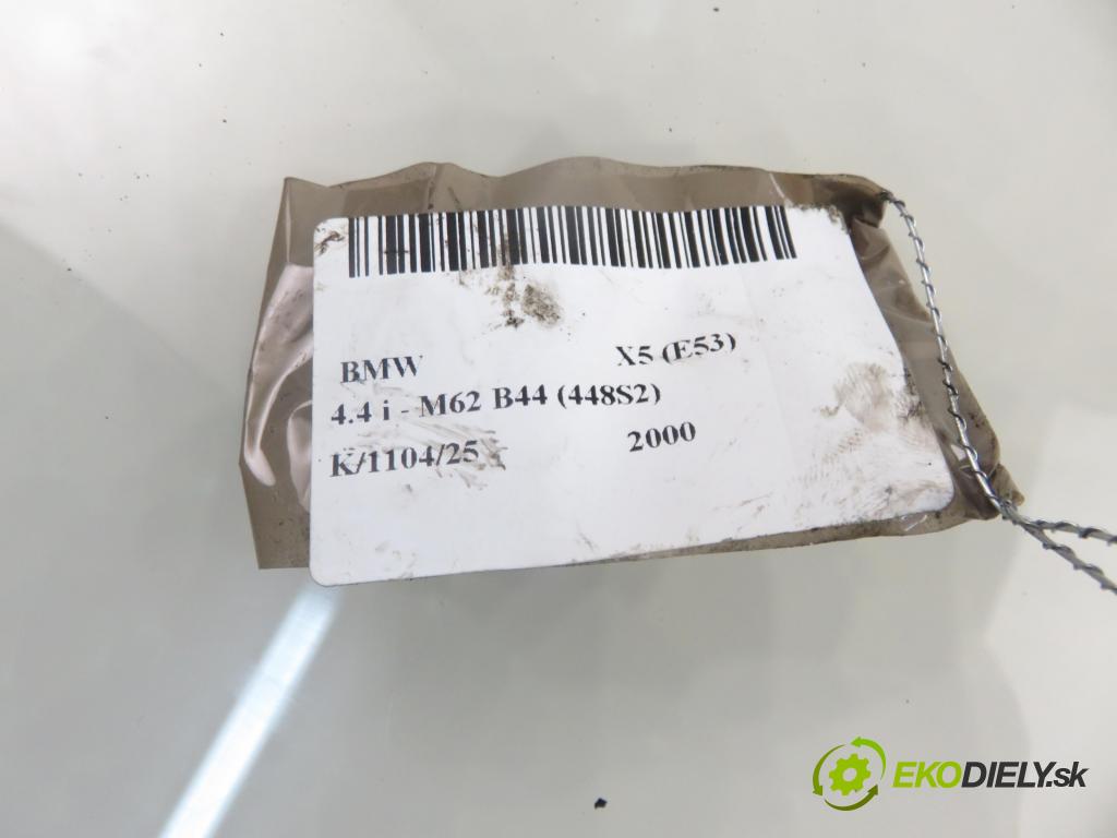 BMW X5 (E53) SUV 2000 210,00 4.4 i - M62 B44 (448S2) 4398,00 Pumpa vody 70207811 ; 6904496 (Vodná pumpa)