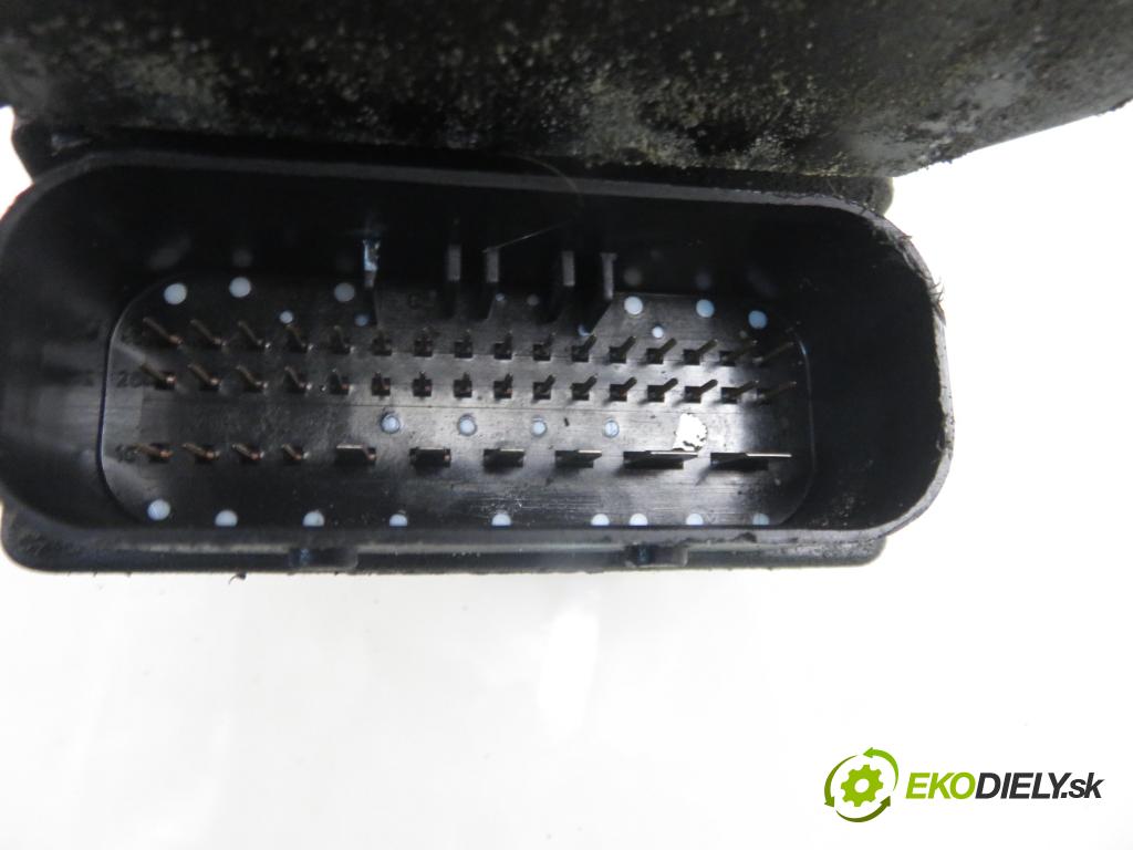 BMW X5 (E53) SUV 2000 210,00 4.4 i - M62 B44 (448S2) 4398,00 Pumpa ABS 0265950004 (Pumpa ABS)