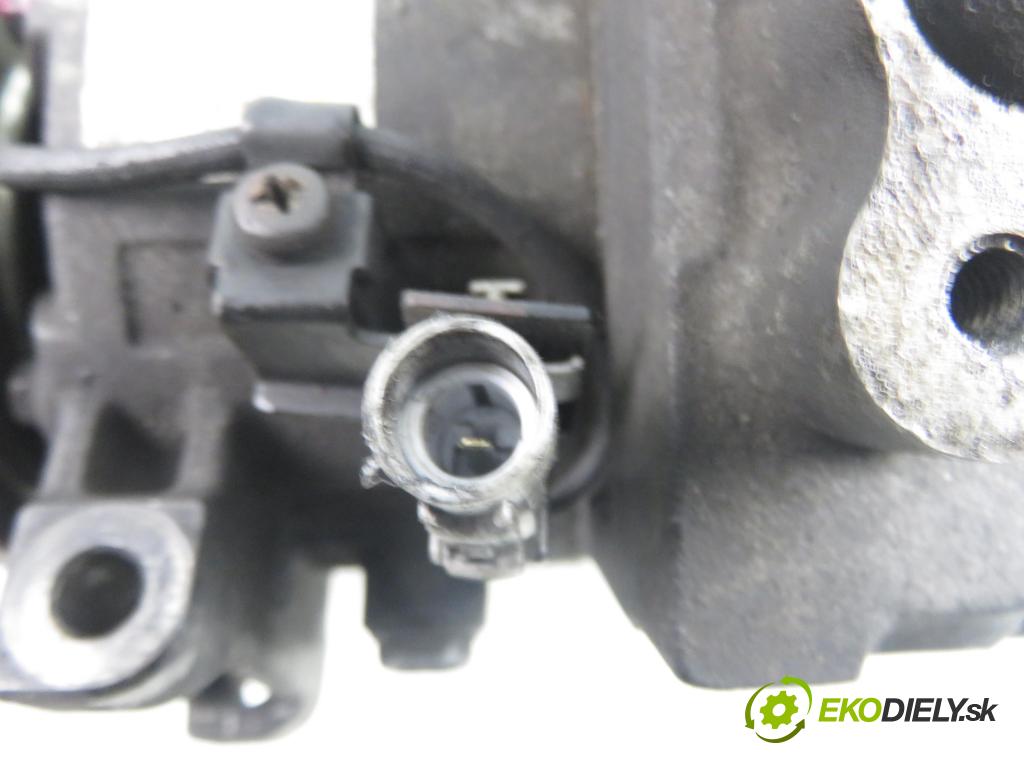 SUZUKI GRAND VITARA II (JT, TE, TD) SUV 2010 95,00 1.9 DDiS 129 - F9Q B 264 1870,00 KOMPRESOR: klimatizácie 9520167JA0 (Kompresor klimatizácie)