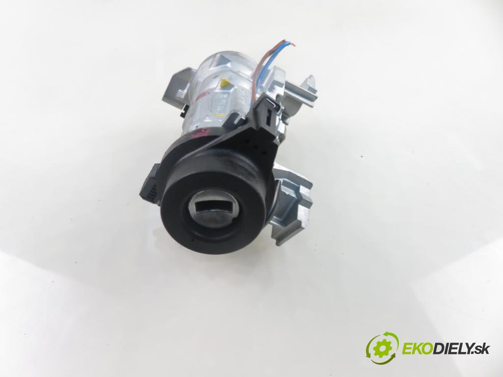 VW TOURAN (1T1, 1T2) MINIVAN 2004 74,00 1.9 TDI PD 100 - AVQ 1896,00 spinačka 1K0905851B (Spínacia skrinka)