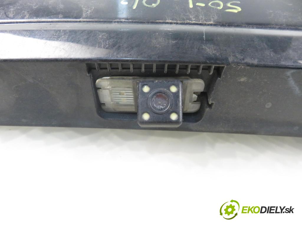 FORD FIESTA VI (CB1,CCN) HB 2009 51,00 1.4 TDCi - F6JD 1399,00 zadní část - čelo dveří kufr 8A61A43404