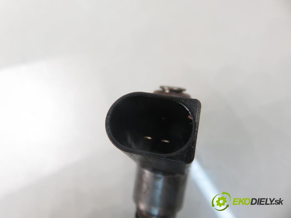 AUDI Q7 (4L) SUV 2007 257,00 4.2 FSI 350 quattro - BAR 4163,00 vstrekovač 079906036C ; 079036C (Vstrekovač paliva)