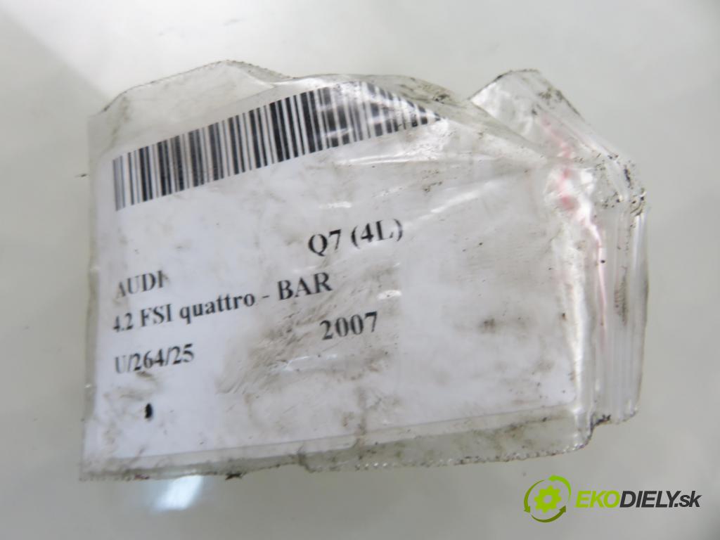 AUDI Q7 (4L) SUV 2007 257,00 4.2 FSI 350 quattro - BAR 4163,00 vstrekovač 079906036C ; 079036C (Vstrekovač paliva)