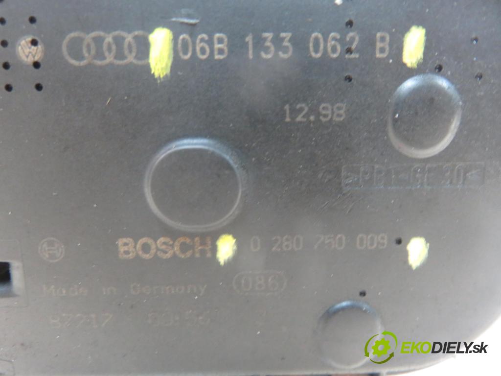 AUDI A4 (8D2, B5) SEDAN 1998 110,00 1.8 T - APU 1781,00 Škrtiaca klapka 06B133062B ; 0280750009 (Škrtiaca klapka)