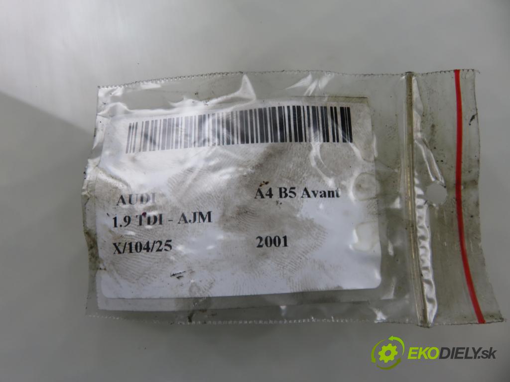 AUDI A4 Avant (8D5, B5) KOMBI 2001 85,00 1.9 TDI - AJM 1896,00 Vstrekovač 038130073F (Vstrekovač paliva)