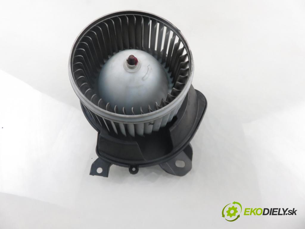 FIAT LINEA (323_) SEDAN 2009 66,00 1.3 D Multijet 90 1248,00 ventilátor větráku 507730100 ; 507830100