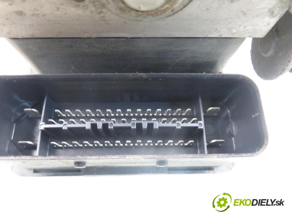 VW GOLF V (1K1) HB 2004 55,00 1.4 16V - BCA 1390,00 Pumpa ABS 1K0907379K ; 1K0614517H ; 10096003483 (Pumpa ABS)
