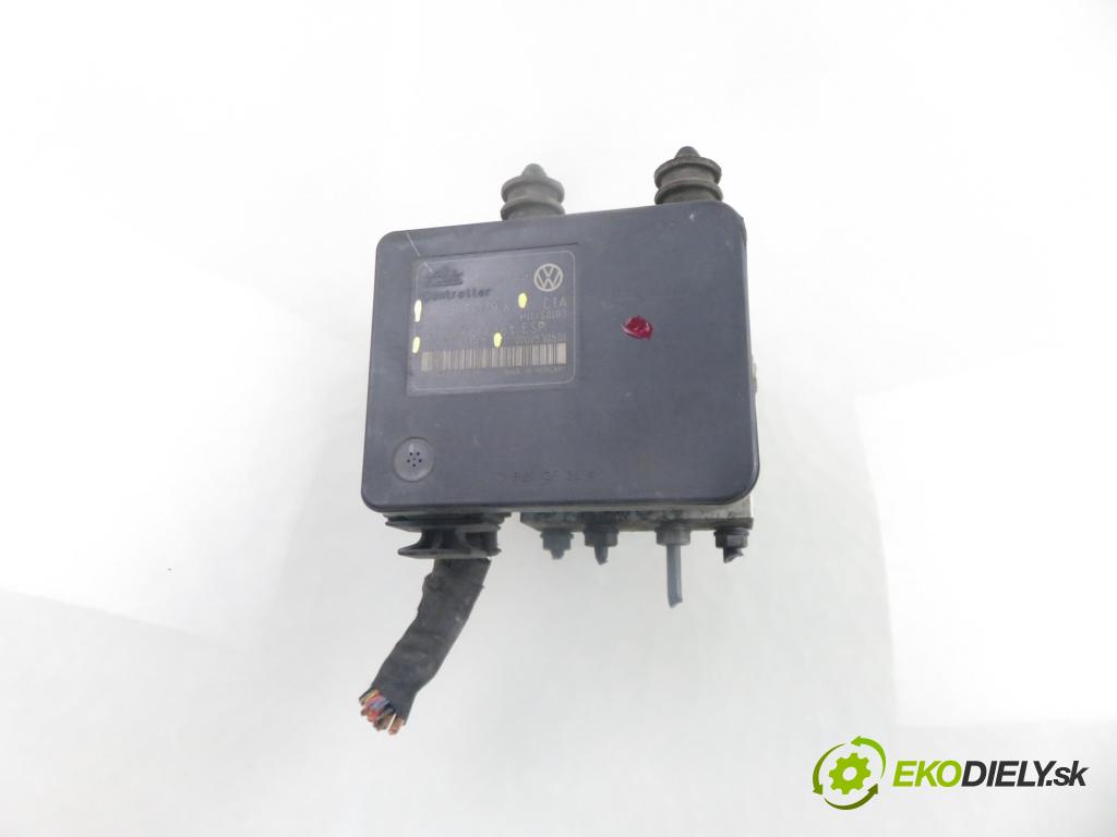 VW GOLF V (1K1) HB 2004 55,00 1.4 16V - BCA 1390,00 Pumpa ABS 1K0907379K ; 1K0614517H ; 10096003483 (Pumpa ABS)