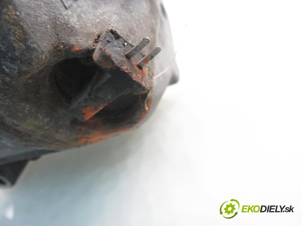 VW GOLF V (1K1) HB 2004 55,00 1.4 16V - BCA 1390,00 KOMPRESOR: klimatizácie 1K0820803F ; 4471804344 (Kompresor klimatizácie)