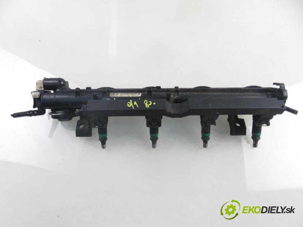 FORD FOCUS C-MAX (DM2) MINIVAN 2005 74,00 1.6 - HWDA 1596,00 Lišta vstrekovacia 98MFBC ; 5M5G9H467BA ; VP5M5UBB (Vstrekovacia lišta)