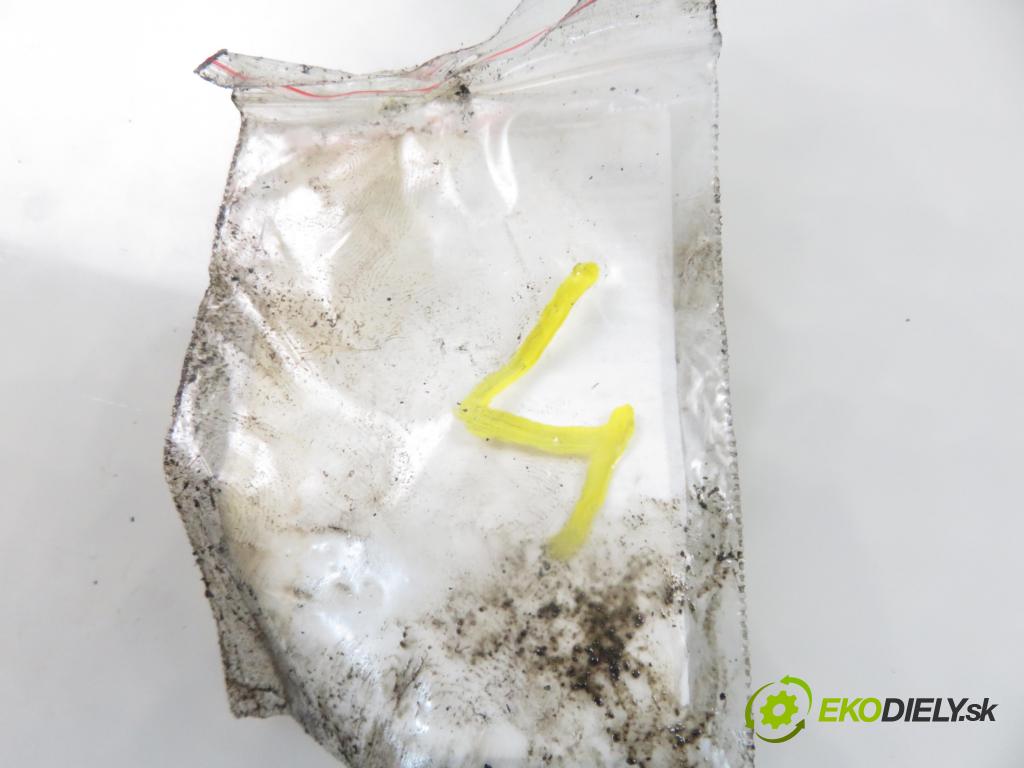 MAZDA 2 (DY) HB 2005 50,00 1.4 CD - F6JA 1399,00 vstrekovač 9655304880 (Vstrekovač paliva)