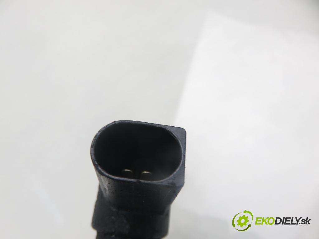 MAZDA 2 (DY) HB 2005 50,00 1.4 CD - F6JA 1399,00 vstrekovač 9655304880 (Vstrekovač paliva)