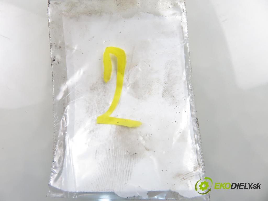 MAZDA 2 (DY) HB 2005 50,00 1.4 CD - F6JA 1399,00 vstrekovač 9655304880 (Vstrekovač paliva)