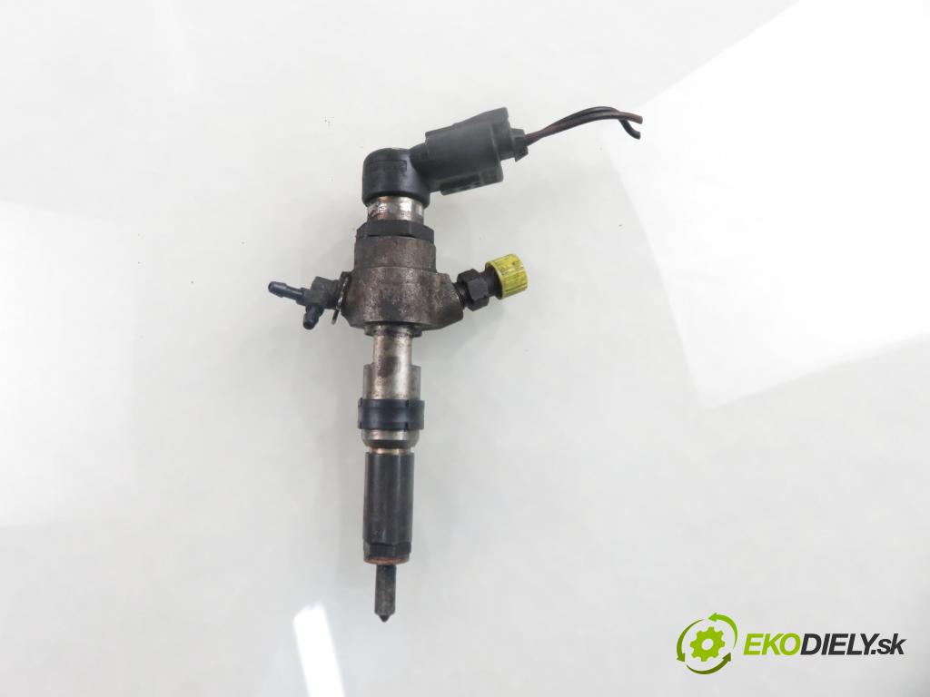 MAZDA 2 (DY) HB 2005 50,00 1.4 CD - F6JA 1399,00 vstrekovač 9655304880 (Vstrekovač paliva)