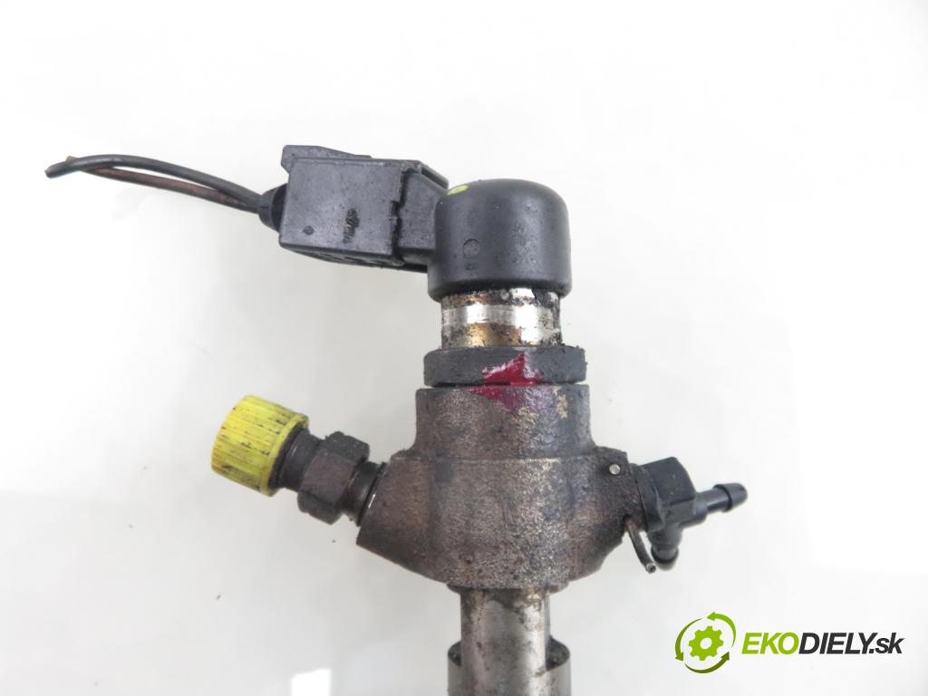 MAZDA 2 (DY) HB 2005 50,00 1.4 CD - F6JA 1399,00 vstrekovač 9655304880 (Vstrekovač paliva)