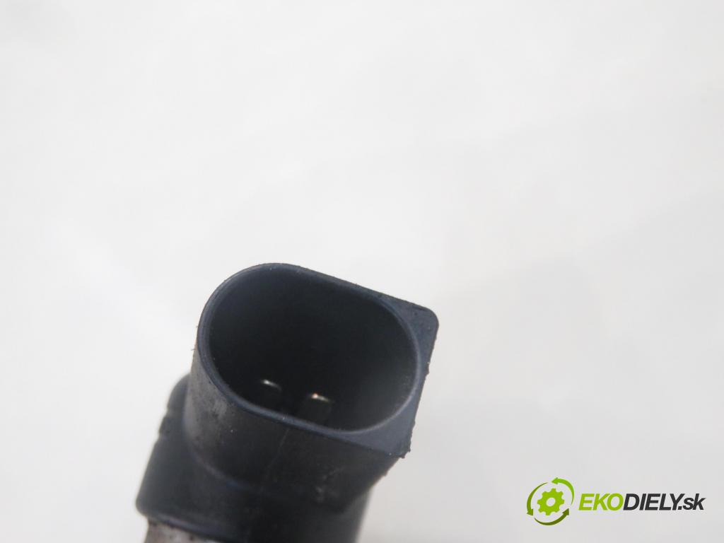 MAZDA 2 (DY) HB 2005 50,00 1.4 CD - F6JA 1399,00 vstrekovač 9655304880 (Vstrekovač paliva)