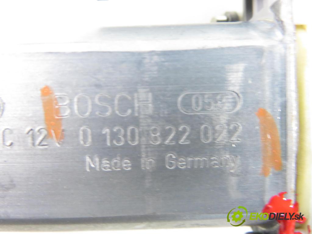PEUGEOT 307 (3A/C) HB 2004 50,00 1.4 HDi - 8HZ (DV4TD) 1398,00 mechanismus oken 3D 0130822022