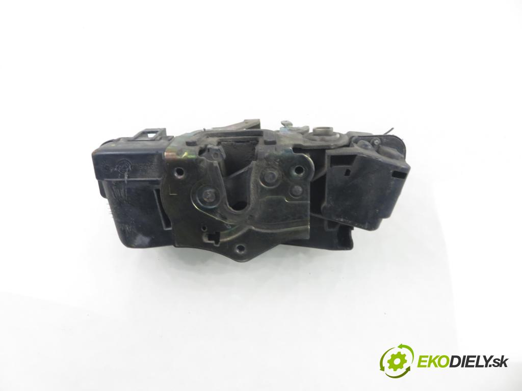 FIAT STILO Multi Wagon (192_) KOMBI 2004 103,00 1.9 JTD 16V 140 - 192 A5.000 1910,00 zámok