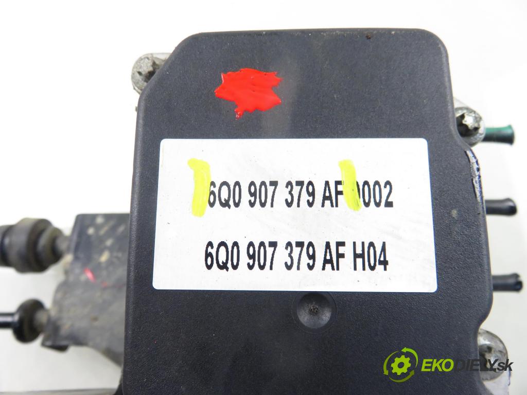 SEAT IBIZA III (6L1) HB 2006 74,00 1.9 TDI - AXR 1896,00 Pumpa ABS 0265800511 ; 6Q0907379AF (Pumpa ABS)