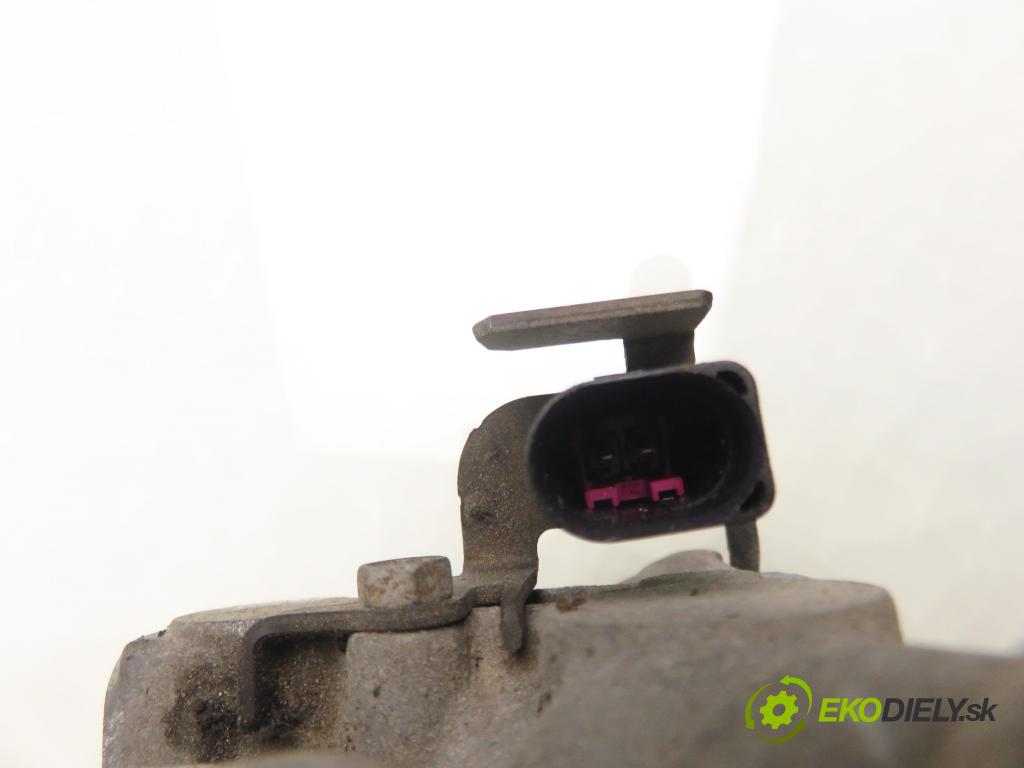 SEAT IBIZA III (6L1) HB 2006 74,00 1.9 TDI - AXR 1896,00 KOMPRESOR: klimatizácie 6Q0820803J (Kompresor klimatizácie)